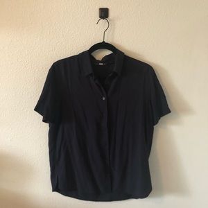 Uniqlo Short Sleeved Button Down Shirt